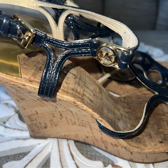 Michael Kors Navy Patent Leather Wedge Heels Sandals 6 - Picture 3 of 10